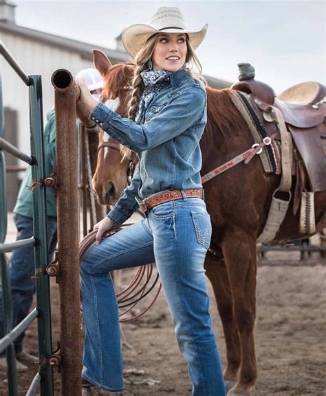 Below is the list of funny cowboy pick-up lines. . Cowgirl nide